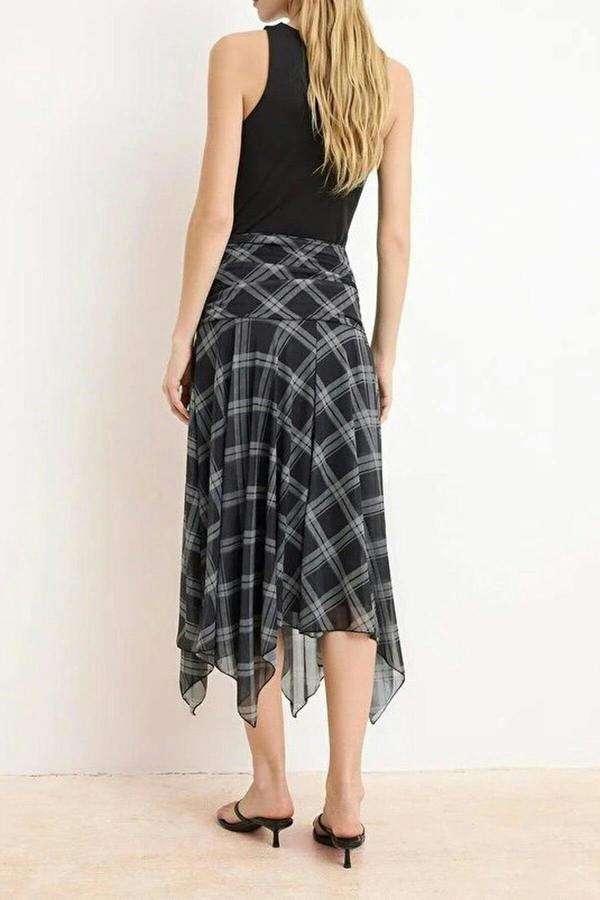 WOVCOR Skater Asymmetric Hem Detail Stretch Knit Skirt