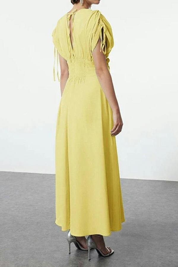 WOVCOR Floral Applique Detail V-Neck Gathered Maxi Woven Dress