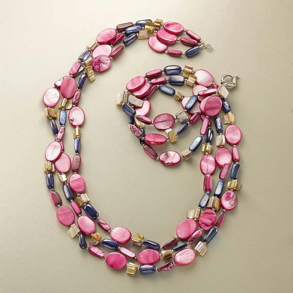 Pia Bold Position Layered Shell Necklace, Fuchsia Navy