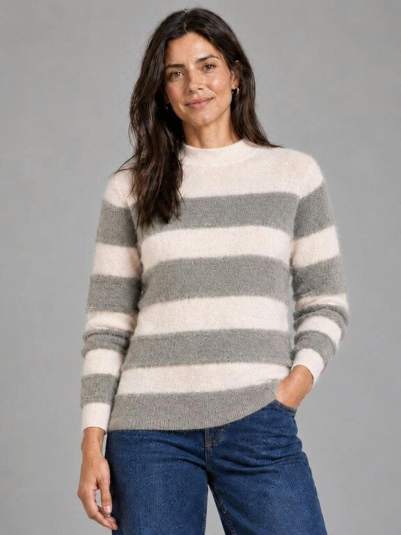 VIZ-A-VIZ Stripe And Feather Yarn Funnel Neck