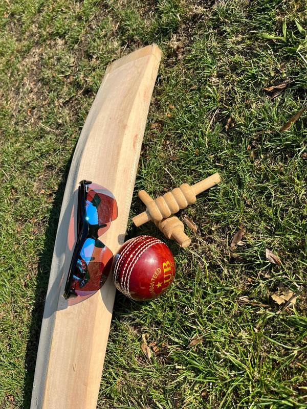 SUNWISE Kennington Black - Cricket Lens Sports Sunglasses