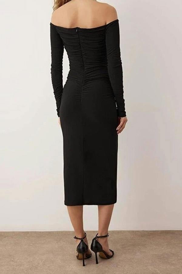 WOVCOR Fitted Carmen Neck Knitted Dress