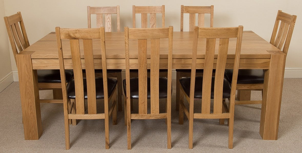 That's Furniture Kuba Extra Large Oak Dining Table with Princeton Oak Chairs