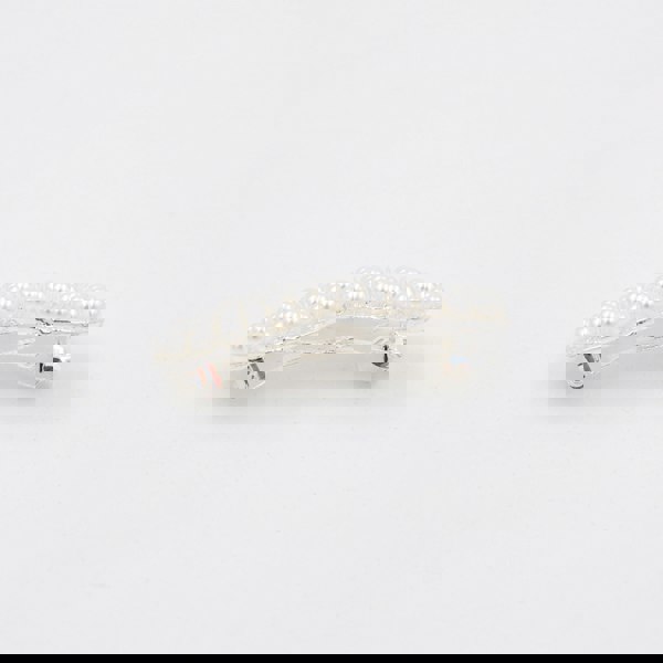 pearl heart hair clip, silver clasp, faux pearl barrette, elegant hair accessory, vintage style hair clip, decorative hair slide, gift for her, bridal hair accessory