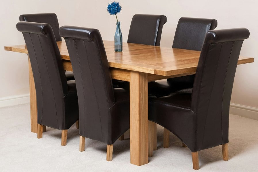 That's Furniture Seattle Oak Extending Dining Table with Montana Leather Chairs