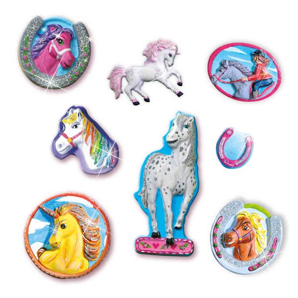 SES Creative Casting and painting - Fantasy horses