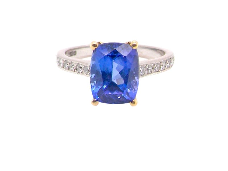 Vintage Tom A beautiful Tanzanite and Diamond Ring