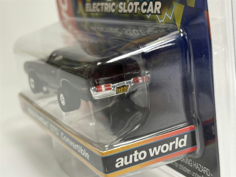 Auto World Slot Cars 1969 Pontiac GTO Convertible Thunderjet Ultra G HO Slot Car SC377-3