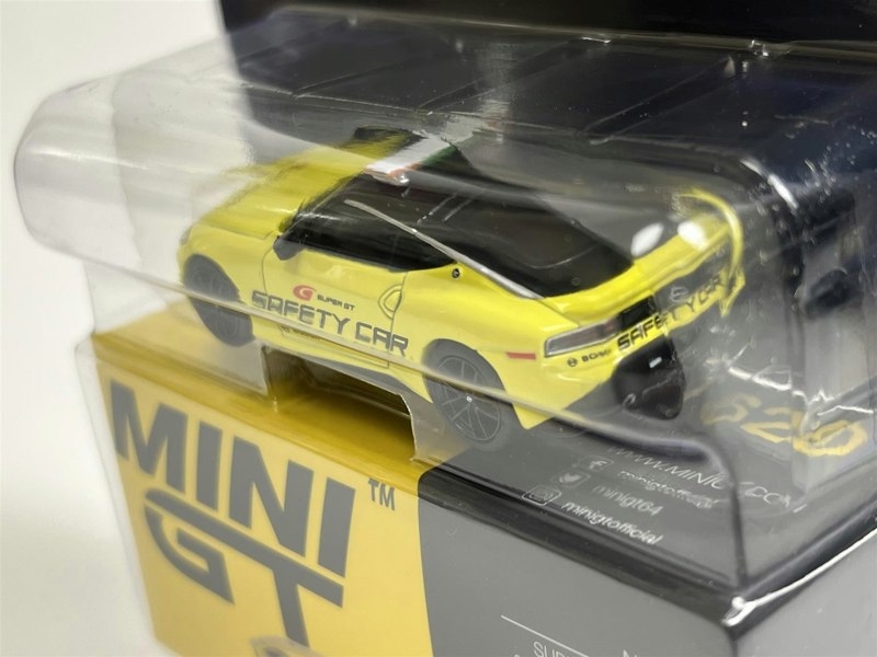 Mini GT Nissan Z 2022 Super GT Series Safety Car 1:64 Scale Mini GT MGT00620L