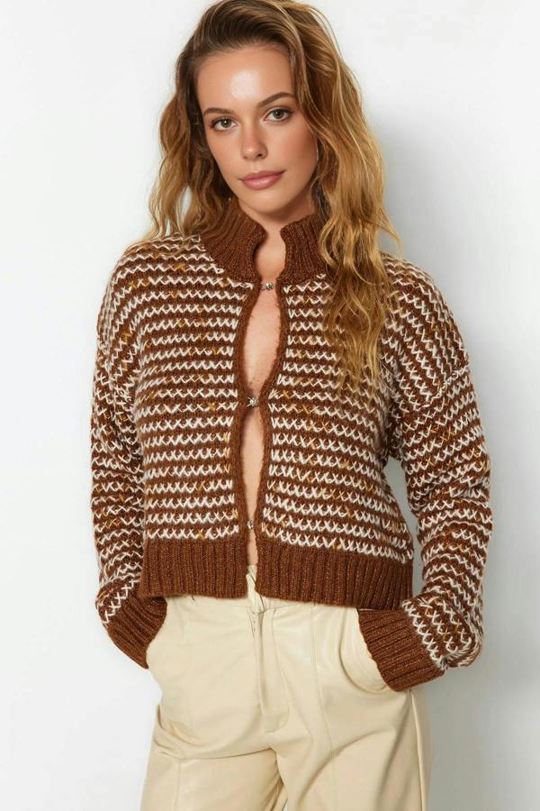 WOVCOR Soft Textured Gradient Knit Cardigan