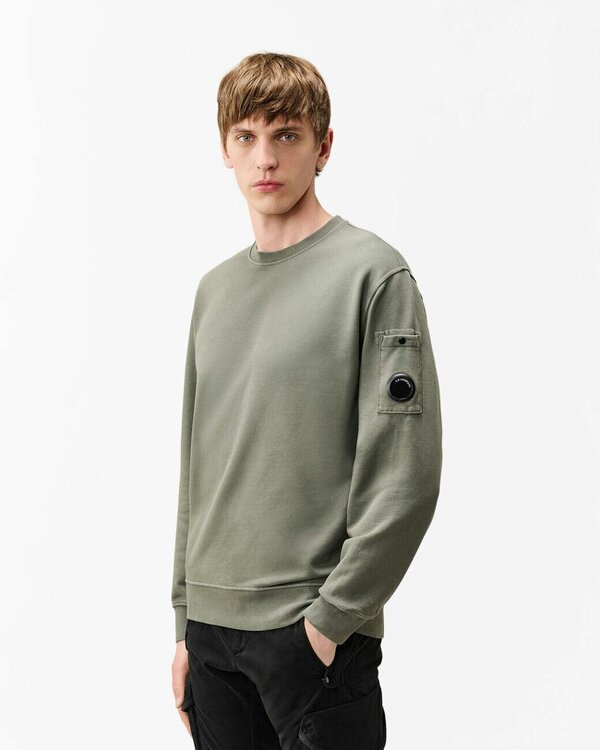 C.P. Company Lens Brushed And Emerised Diagonal Fleece Crew Neck Mens Sweatshirt - Castor Grey 950