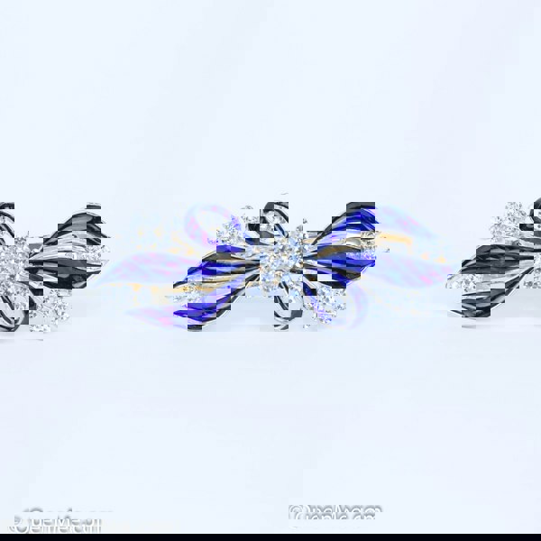 bow hair clip in purple 