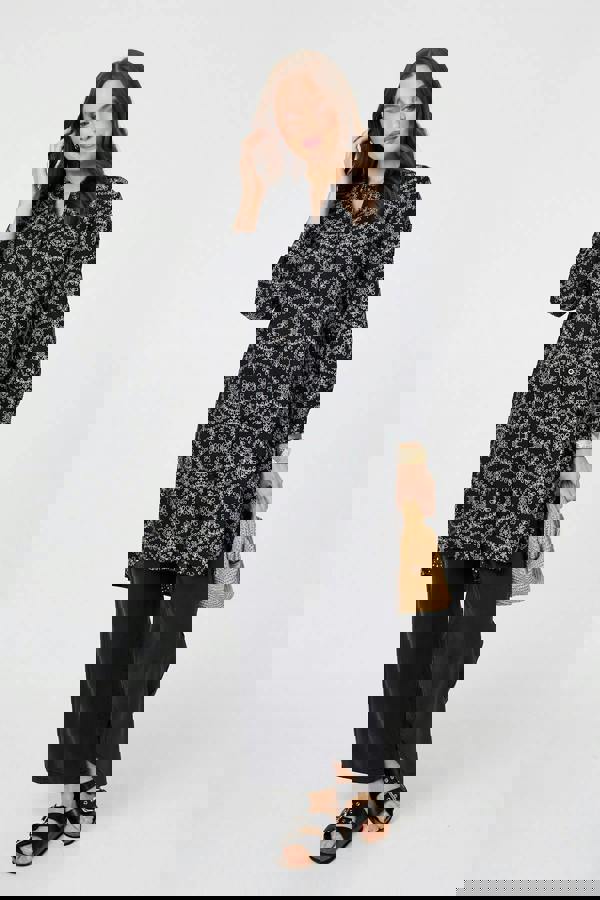 Black | Printed Relaxed Knee Length Shirt Dress
