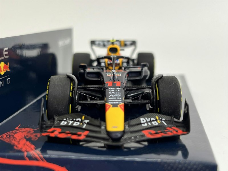 Minichamps Sergio Perez Red Bull Racing RB18 Saudi Arabian GP 2022 1:43 Scale 417220111