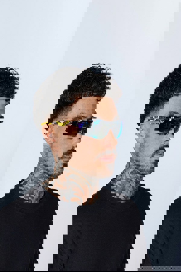 SVNX Outdoor Sports Racer Sunglasses in Multi Yellow with Hard Card