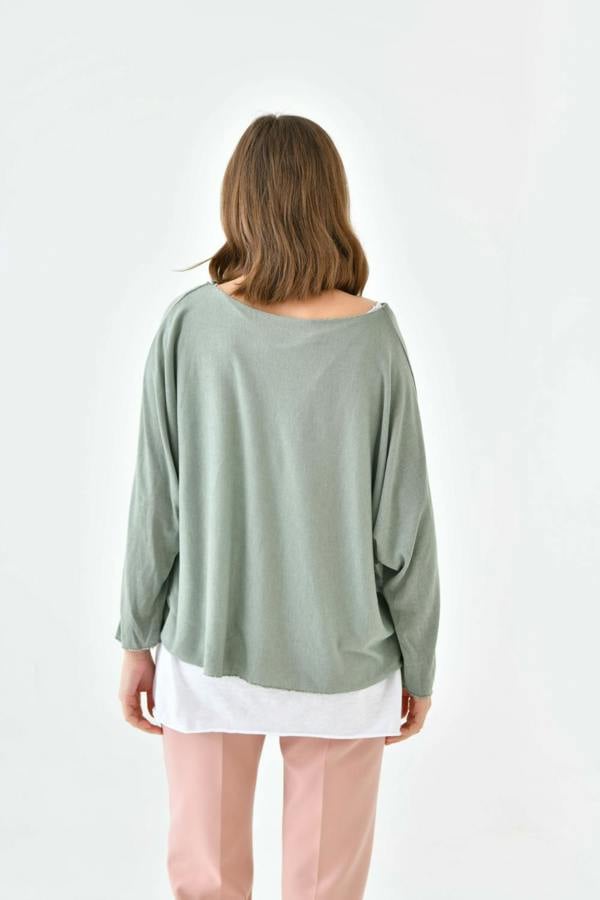 Hoxton Gal Oversized Long Sleeve Layered Blouse With Necklace in Green and White