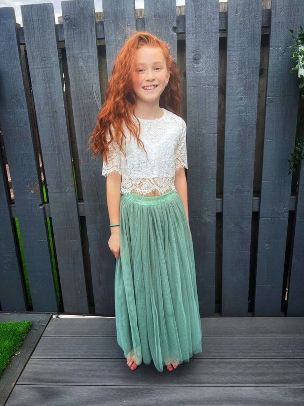 Felicity Set Sage Green modelled by young girl