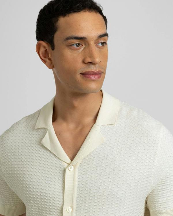 Steel & Jelly Aldgate - Chevron Textured Knitted Short Sleeve Shirt
