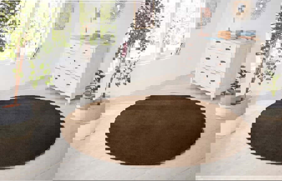 The Rugs Luxurious Plain Design Rug for Every Home