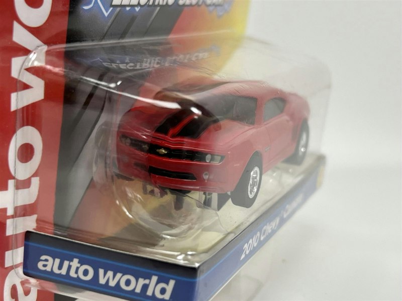 Auto World Slot Cars 2010 Chevy Camaro Red HO Scale Slot Car X Traction Auto World SC373-5