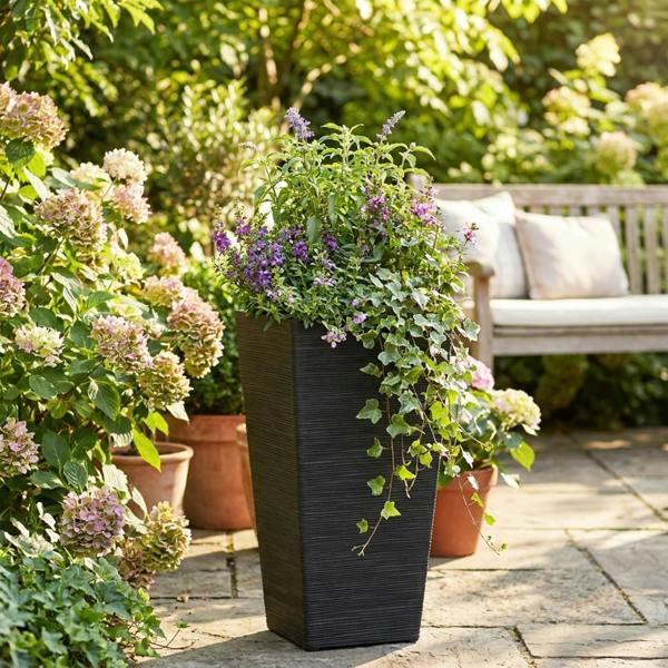 Nicoman Avondale Black Seagrass Recycled Rubber Plant Pot