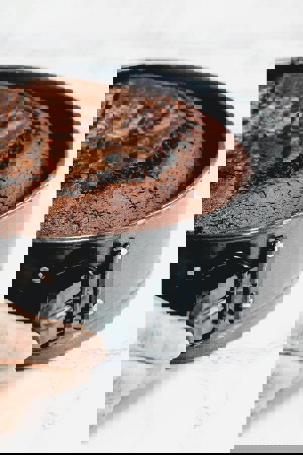 MasterClass Non-Stick 20cm Loose Base Spring Form Cake Pan