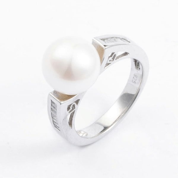 T. H. Baker Sterling Silver 11mm Fresh Water Pearl Cubic Zirconia Ring ROW70009FW K