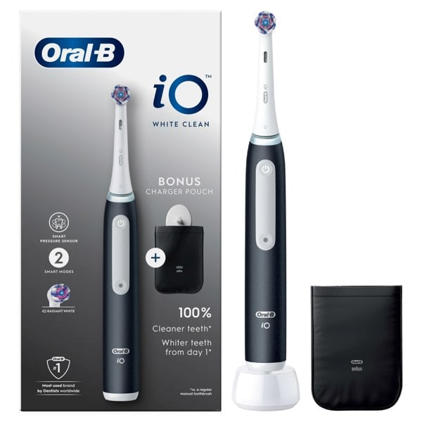 Oral-B iO 3 Electric Toothbrush with Charger Pouch - Black