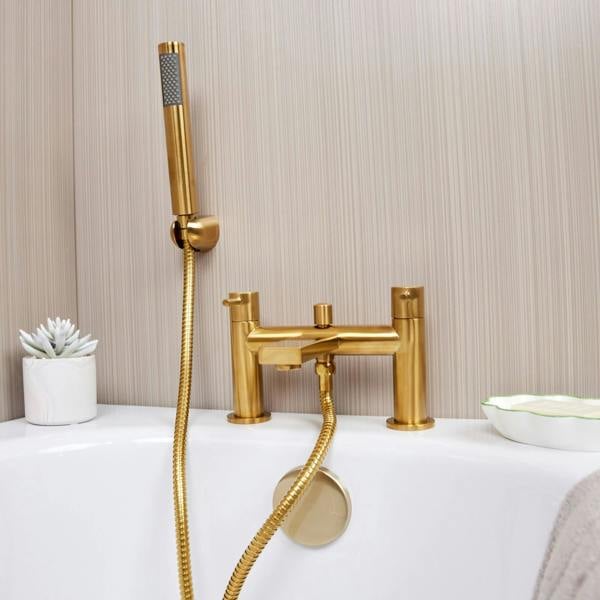 Flode Eslov | Bath Shower Mixer Tap | Includes Handset and Holder | Brushed Brass
