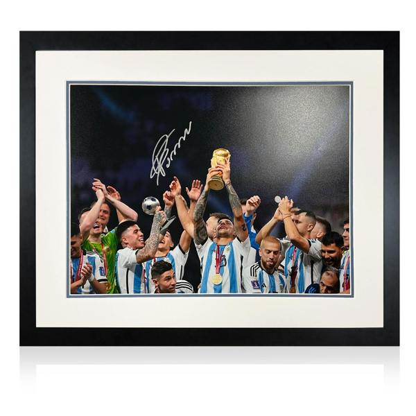 Cristian Romero Signed Argentina Deluxe Mount Frame