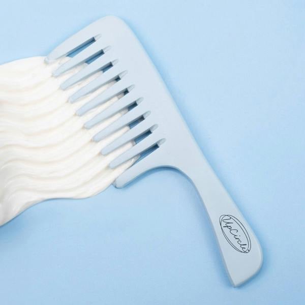 UpCircle Bamboo Wide Tooth Comb
