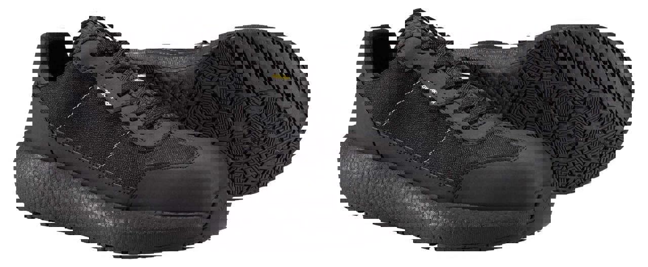 TOWORKFOR Zero All Mens/Womens S3S Safety Toe/Midsole Trainers, black safety footwear with reinforced toe cap and slip-resistant sole for industrial safety.