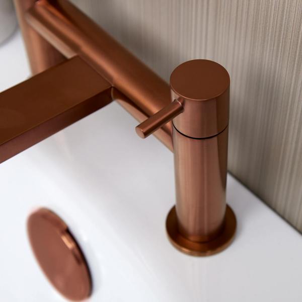 Flode Eslov | Bath Filler | Copper