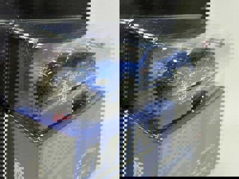 Mini GT Nissan Z GT500 #1 2023 Super GT Series 1:64 Scale Mini GT MGT00849BL