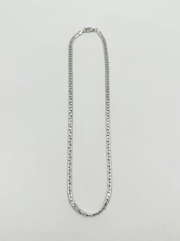 SVNX Interlocked Chain Necklace in Silver Colour