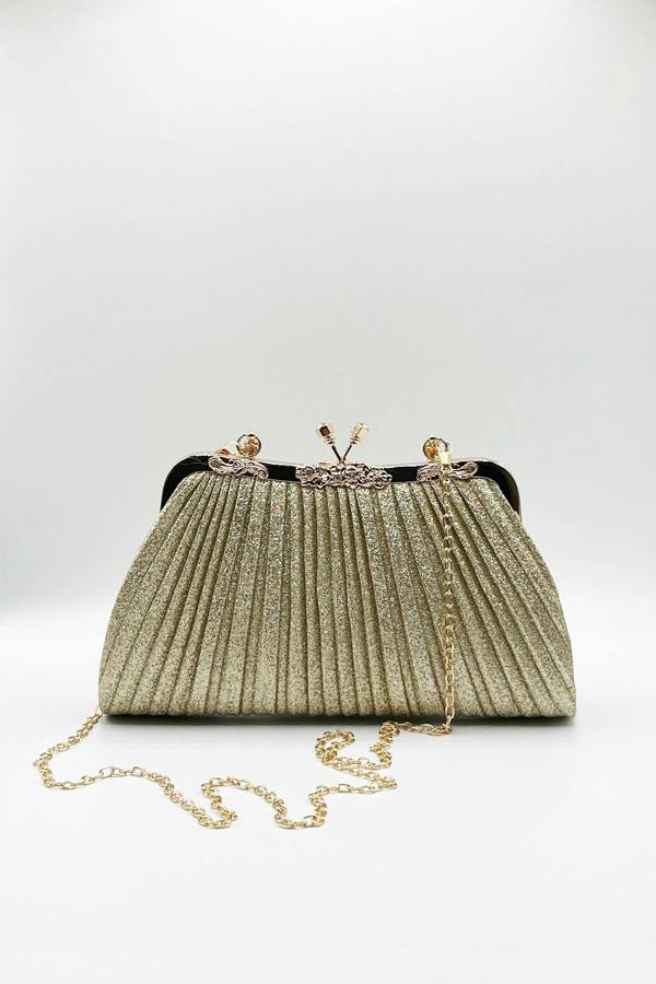Glitter Metallic Fibre Clutch Bag in Gold - svnx