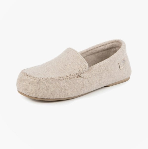 Totes Isotoner TEXTURED Womens Moccasin Slippers Light Brown