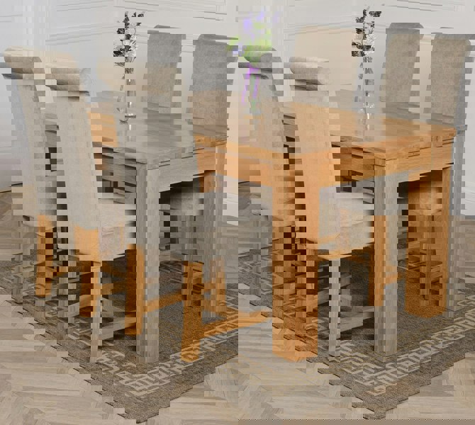 That's Furniture Dakota Medium Oak Dining Table with Washington Fabric Chairs
