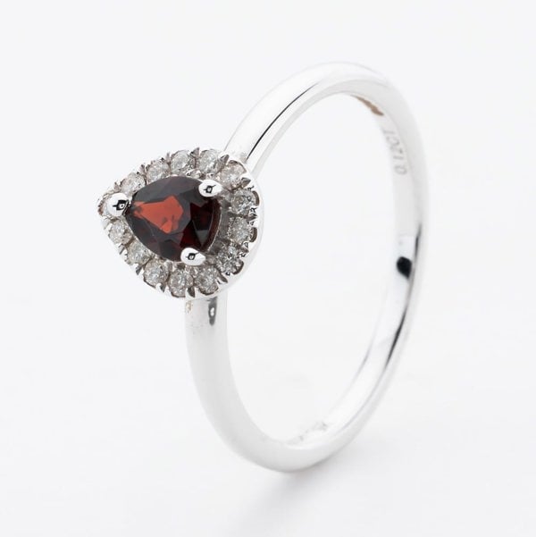 T. H. Baker 9ct White Gold Pear Cut 0.43ct Garnet & Diamond Cluster Ring NTR832PEAR-GARD-9WG