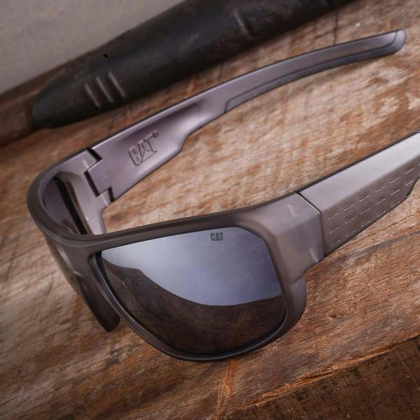 Caterpillar Sunglasses CTS-8026 108P Matte Grey Grey Silver Mirror Polarized