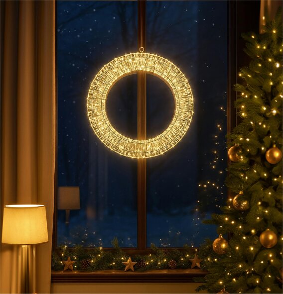Scotts of Stow Xmas Haus Pre Lit LED Heart Shape with 5m Lead Timer Power Supply