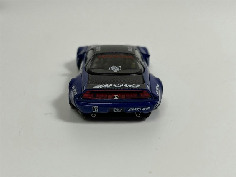 Mini GT Honda NSX Evasive V2 KHMG137 1:64 Scale KHMG137