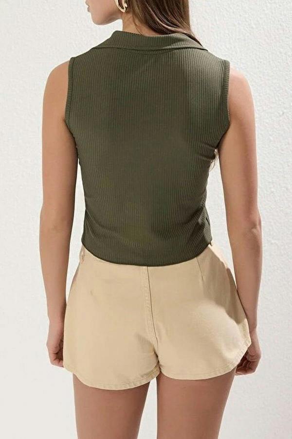 WOVCOR Fitted Polo Collar Crop Stretch Knit Blouse