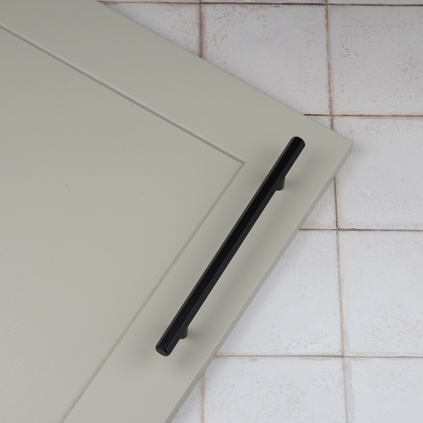 Handle & Home Matt Black Hexagon T-Bar Handles and Coordinatig Knob