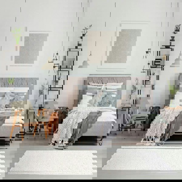 Shaggy Rug Plain White high quality, non-shedding