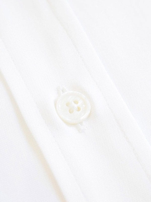 Mother-of-Pearl buttons in shirt