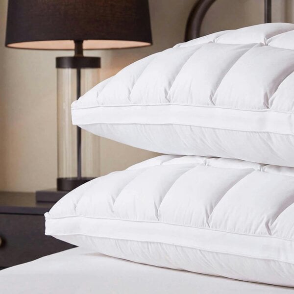  Hotel Pure Luxury Signature Suite Pintuck Pillow