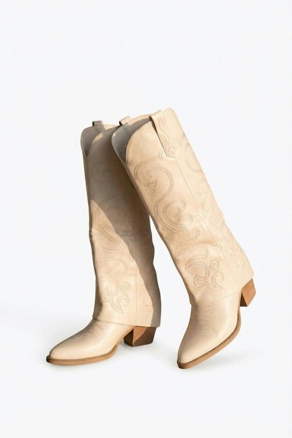 Ivy Womens Embroidered Western Cowboy Boots - Beige