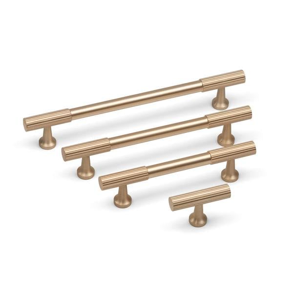 Handle & Home Brushed Brass Reeded Knob/Handles