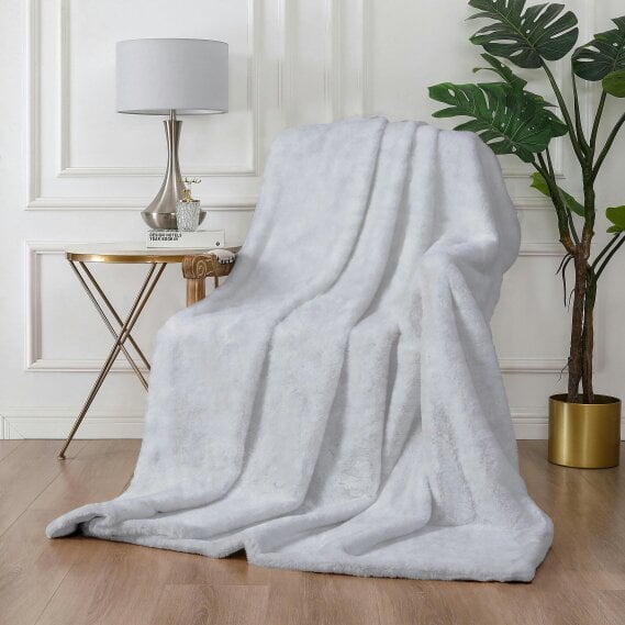 Rapport Shadow Faux Fur Throw Blanket 150x200cm - Silver